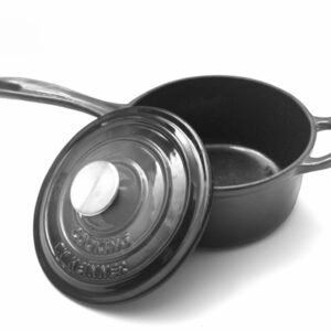 Caserola fonta emailata cu capac 19 cm x 9 cm 1.8 L