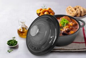 Cratiță fontă emailată cu capac