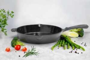 Tigaie fontă emailată 26 cm