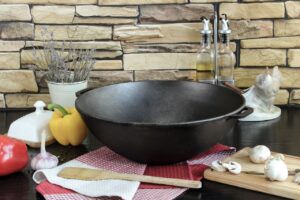 Ceaun fontă wok 8 L